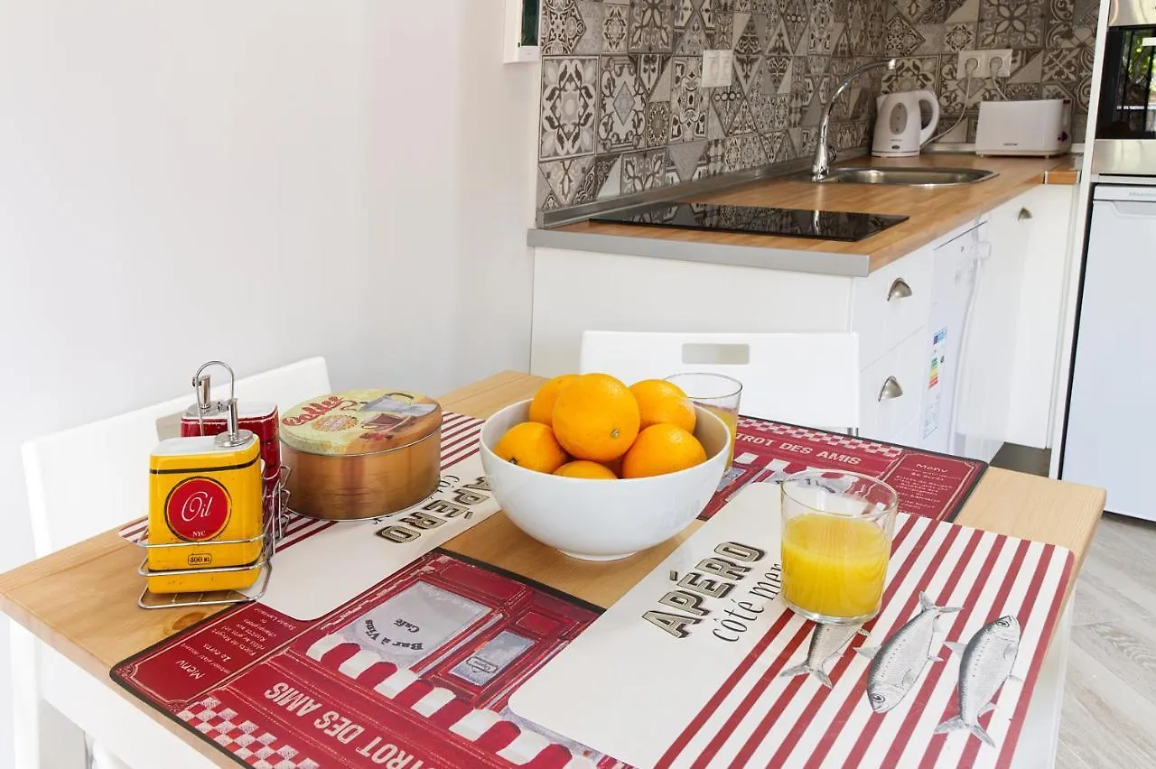 Appartement Barcelo 21, Parking On Request, Atico With Terrace & Studio With Patio, Center, Breakfast Included, Quite Neighborhood, Bc Málaga