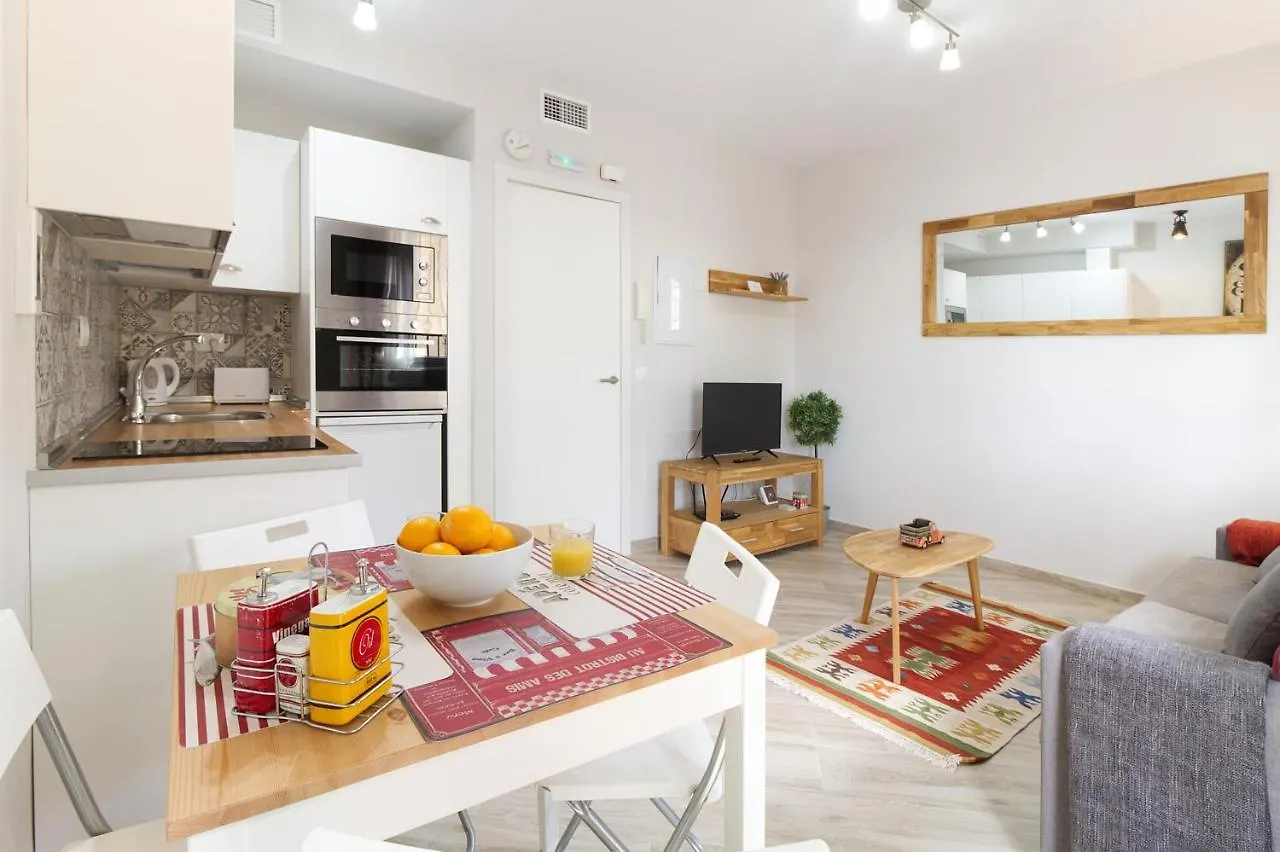 Apartament Barcelo 21, Parking On Request, Atico With Terrace & Studio With Patio, Center, Breakfast Included, Quite Neighborhood, Bc Malaga Hiszpania