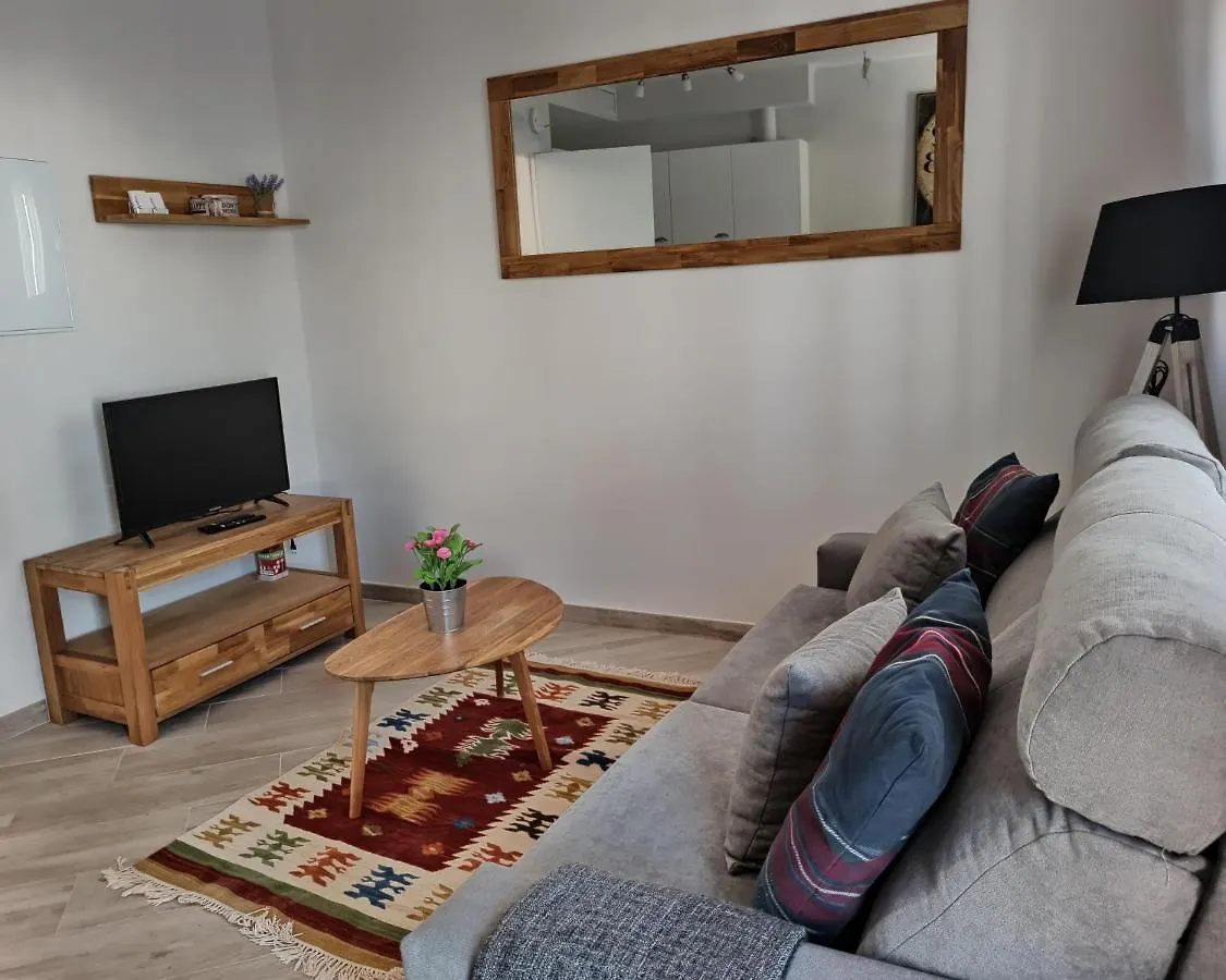 Barcelo 21, Parking On Request, Atico With Terrace & Studio With Patio, Center, Breakfast Included, Quite Neighborhood, Bc Μάλαγα